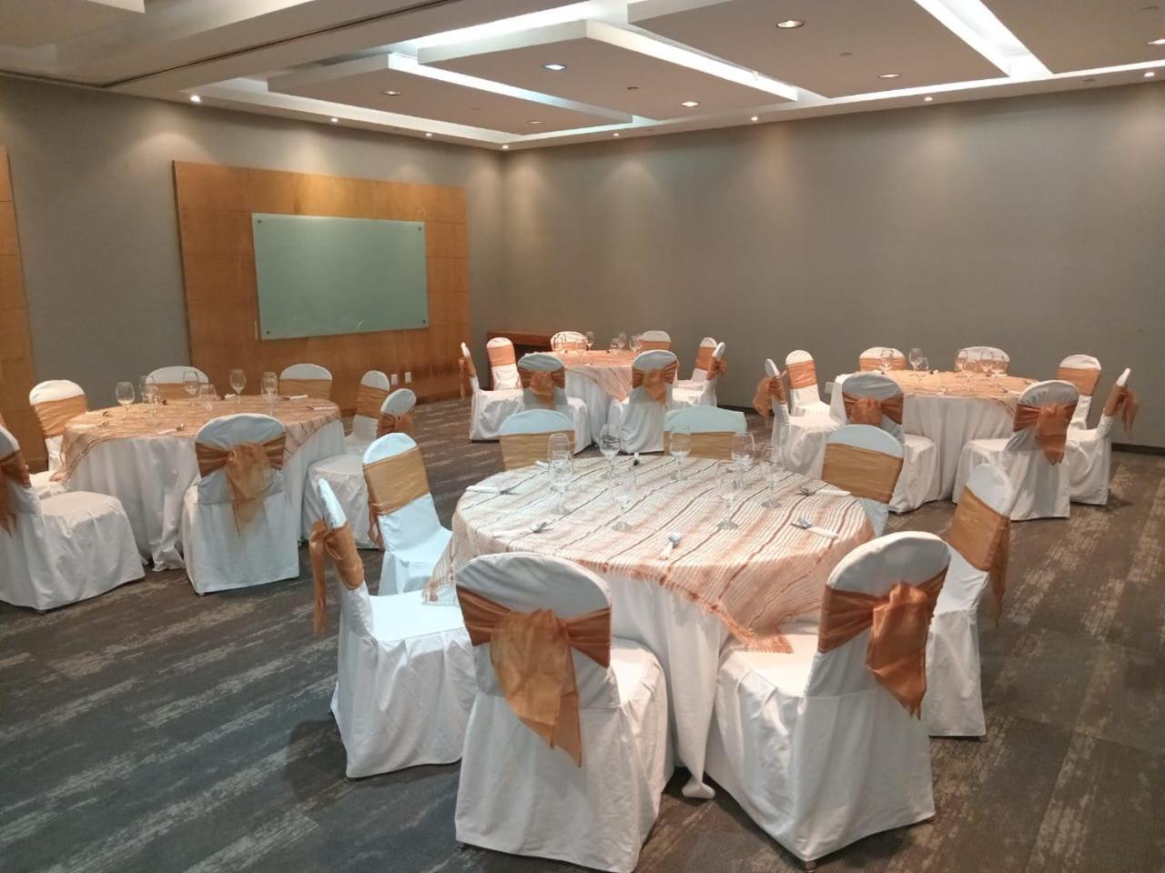 Casa Inn Business Hotel Celaya Eksteriør billede